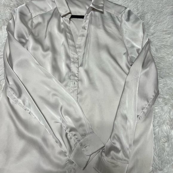 Shirts blouses - Picture 6 of 6